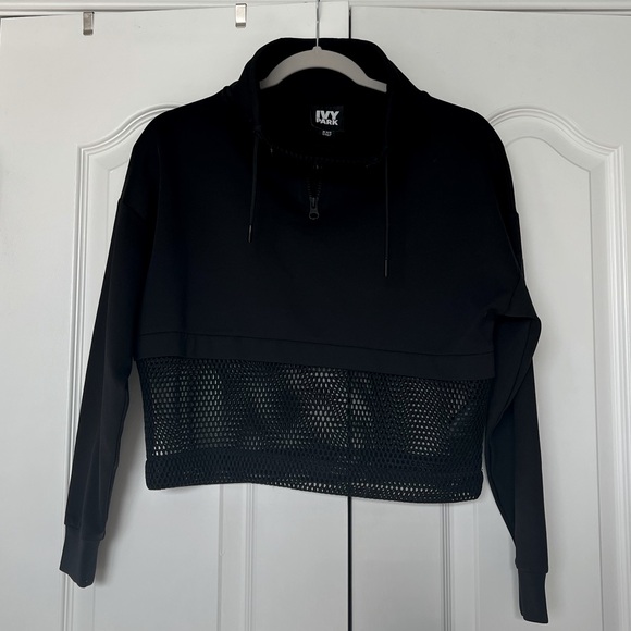 IVY PARK Activewear Sweatshirt - Picture 1 of 6